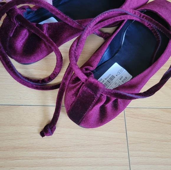 8 by Yoox Velvet Ballet Flats Burgundy EU 39-39.5 US 8-8.5 - Picture 6 of 9